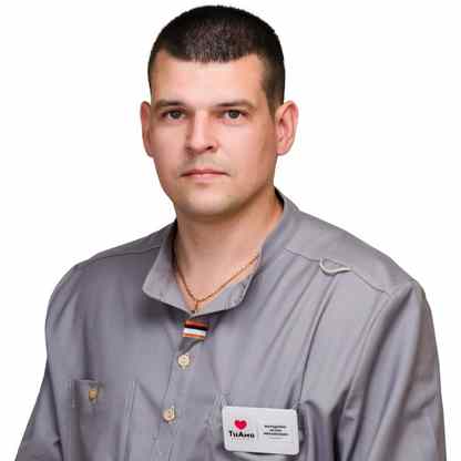 Янущенко Артём Михайлович