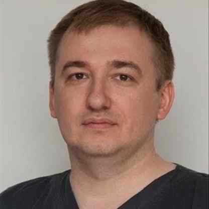 Неустроев Денис Алексеевич